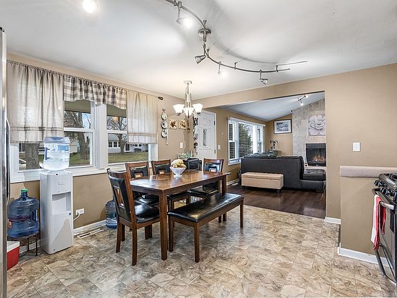 5th image of 1749 Kingston Cir