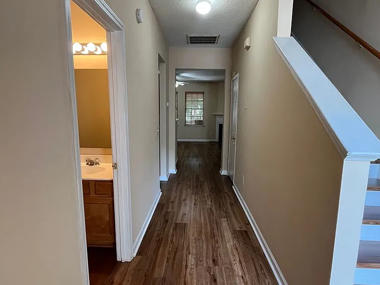 285 Brookshire Rd — Photo 4