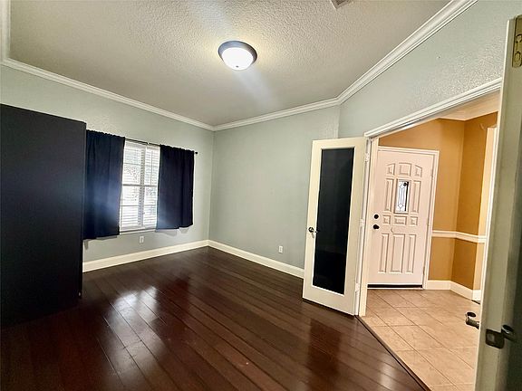 5th image of 12820 Waynespur Ln