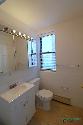 Rented by Property Link Mgmt, LLC | media 24