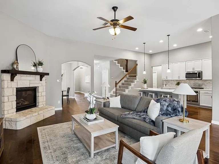 908 Mist Flower Dr — Photo 10