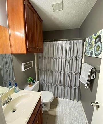 5th image of 505 Arbor Ln