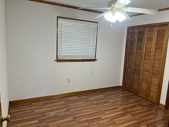 4th image of 3333 Continental Dr
