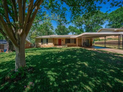 1810 W Main St, Henderson, TX, 75652