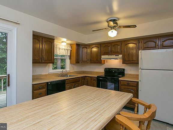2nd image of 10796 Tip Hill Ct