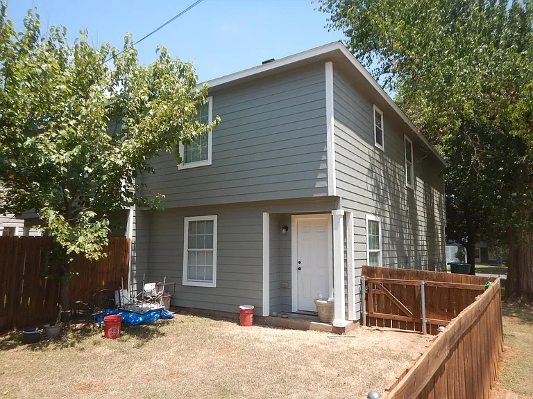 402 N Cleveland Ave — Photo 3
