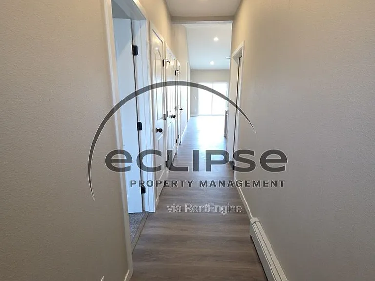 505 Washington Ave — Photo 3