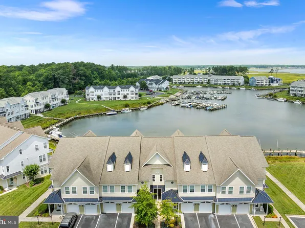 10800 Navy Page Ln Unit 207, Berlin, MD 21811