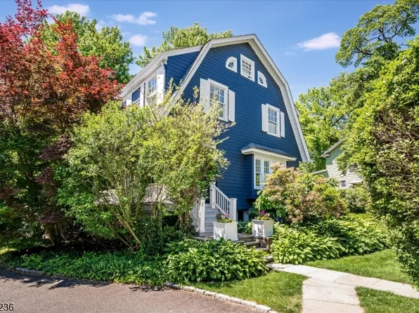 2 Harvard St, Montclair Twp., NJ 07042