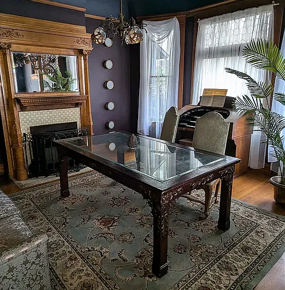826 S Burlington Ave #G1 — Photo 11