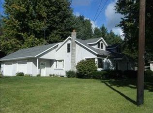 521 S Main St, Middlebury, IN 46540