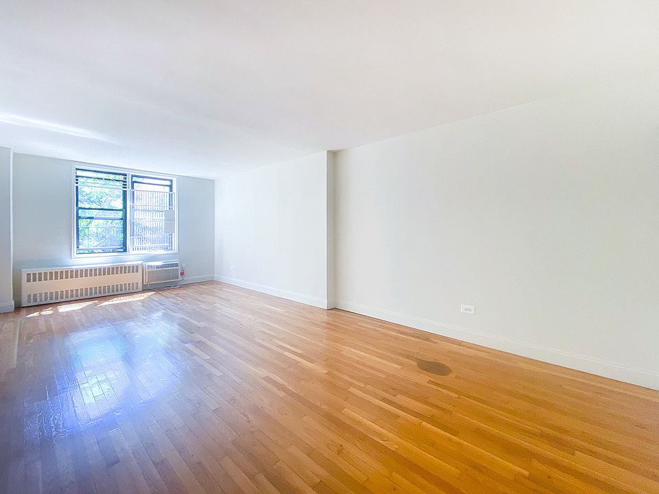 1st image of 318 W 56th St #5C