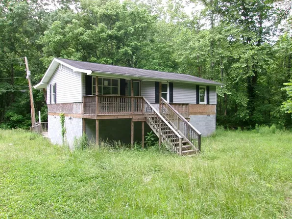 127 S Mdws, Hagerhill, KY 41222