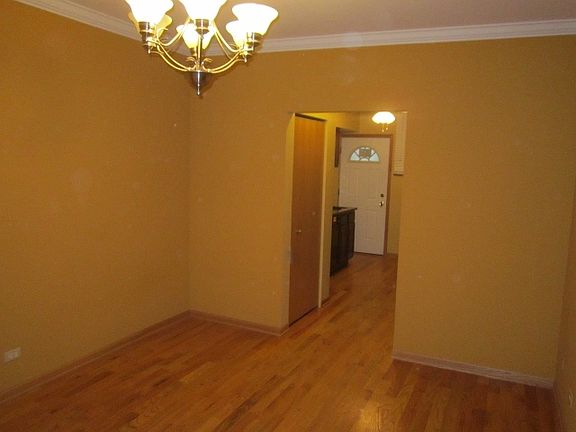 5th image of 247 Washington Blvd APT 1A