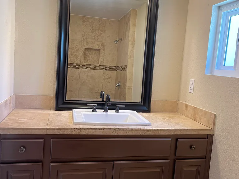143 N Drexel Ave #1 — Photo 11