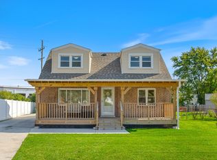 7905 Garden Ct, Bridgeview, IL 60455