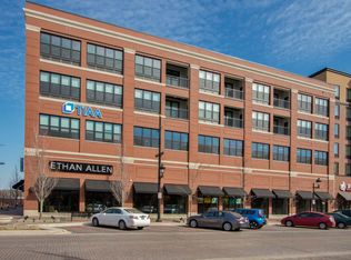 941 E 2nd Ave APT 306, Coralville, IA 52241