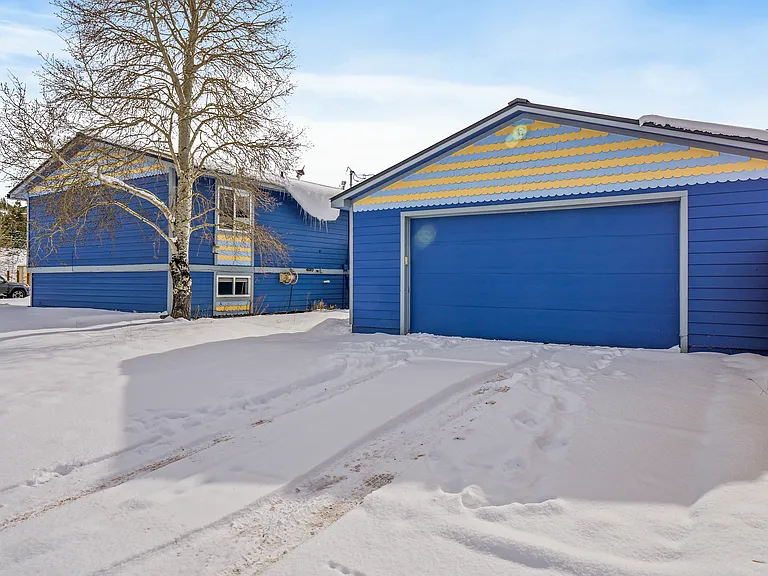 461 Cascade Cir — Photo 3