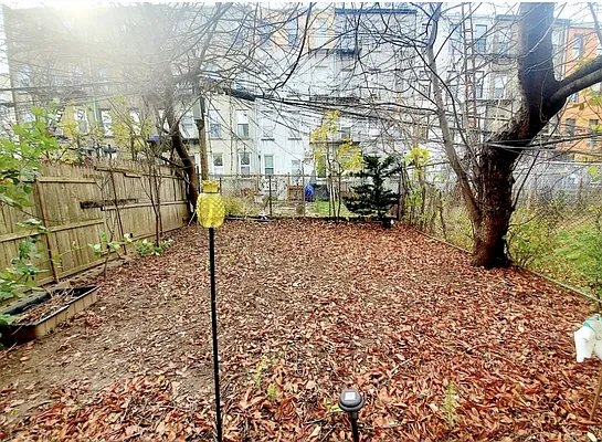 Rented by Brooklyn Property Group LLC | media 7