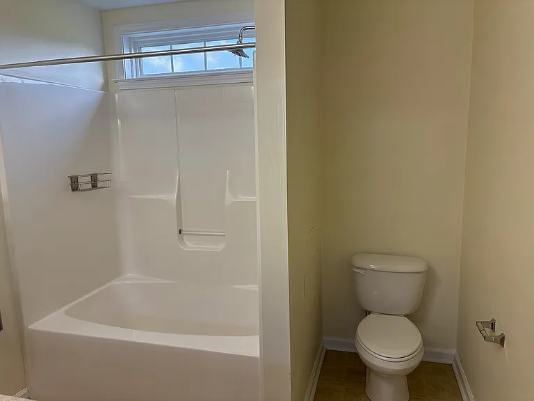 2nd floor bathroom