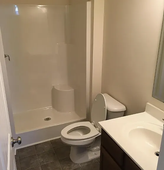 111 Glasgow Dr — Photo 20