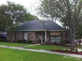 3852 N Cedar Rd, Zachary, LA 70791