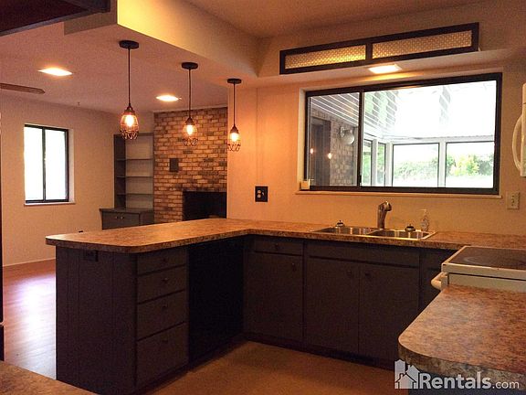 5th image of 124 Brookside Dr