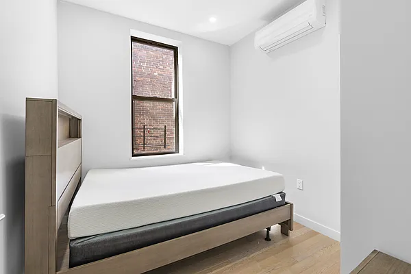 Rented by Blue Sky Management NY Inc | media 46