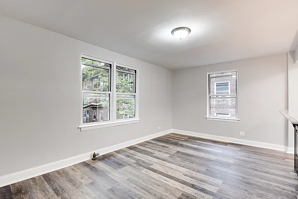 Sold by WRL Realty, LLC | media 31