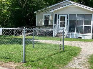 205 E Liberty St, Marion, SC 29571