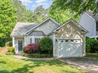 8437 Whisper Ridge Pl, Raleigh, NC 27613
