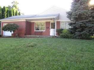 2130 23rd St, Rock Island, IL