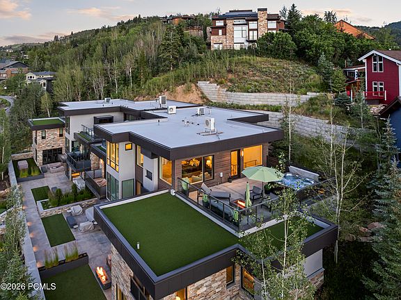 5th image of 300 Deer Valley Dr Unit A