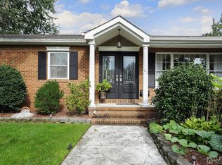 62 Kuberski Dr, Sayreville, NJ 08872