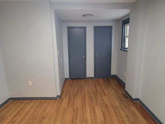 3rd image of 44 4th St APT 1