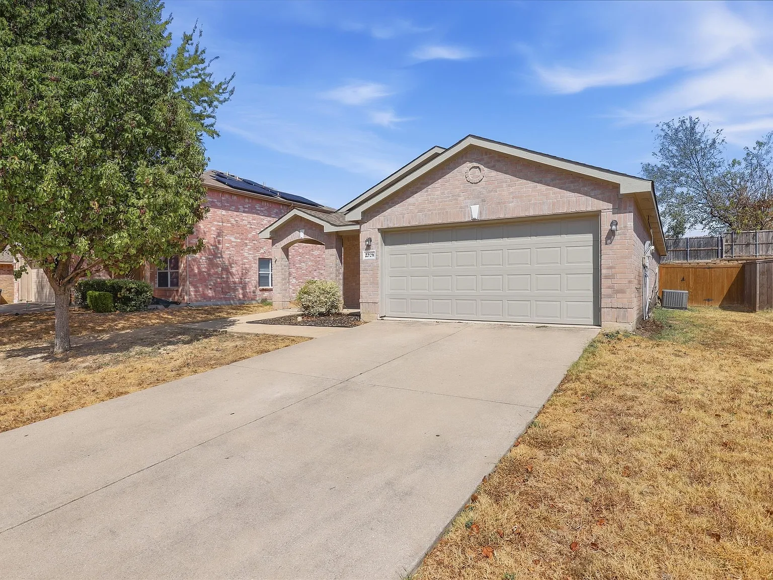 3 bed, 1439 sqft, $2,295 — Photo 4