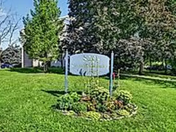 820 Laurier Blvd N #201, Brockville, ON K6V 6Z2