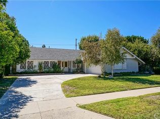 22262 Schoolcraft St, Canoga Park, CA 91303