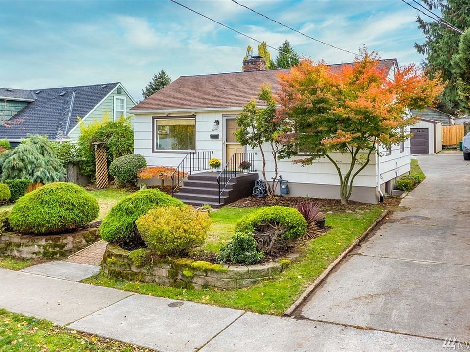 1st image of 3217 S 135th St