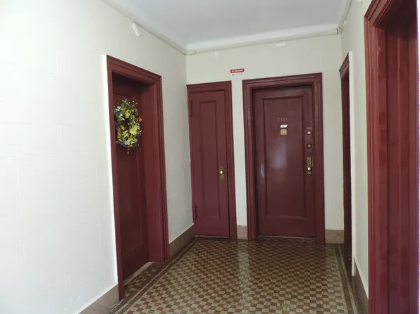 160-15 Powells Cove Boulevard image 10 of 24