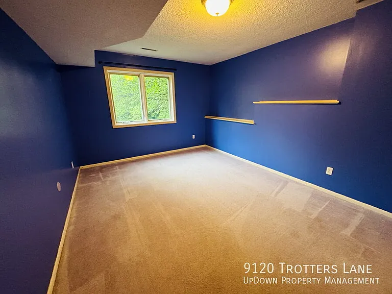 9120 Trotters Ln — Photo 48