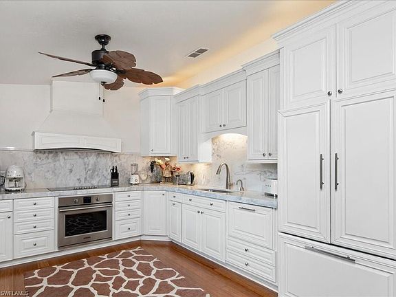 4th image of 3231 HORSE CARRIAGE WAY #208