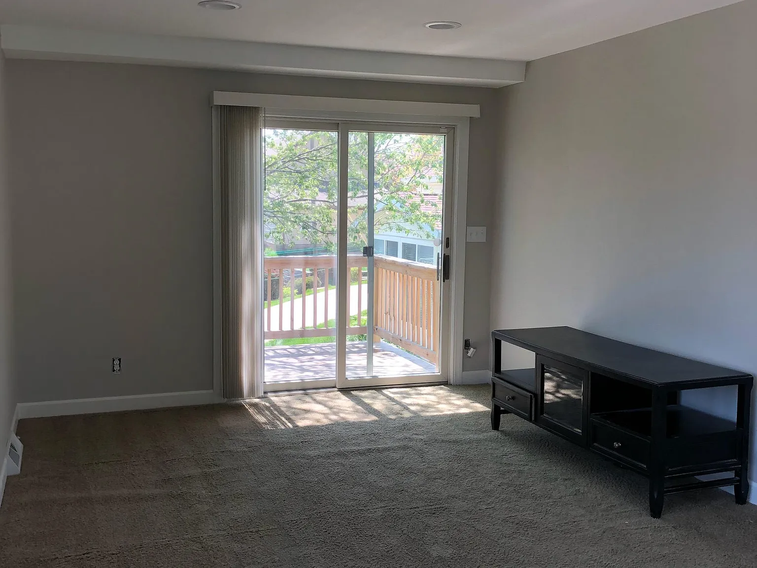 7 bed, 2784 sqft, $2,700 — Photo 4