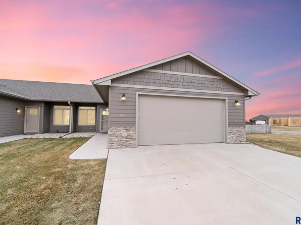 3401 E Bison Trl, Sioux Falls, SD 57108