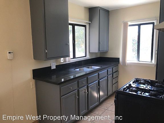 5th image of 6800 Radford Ave