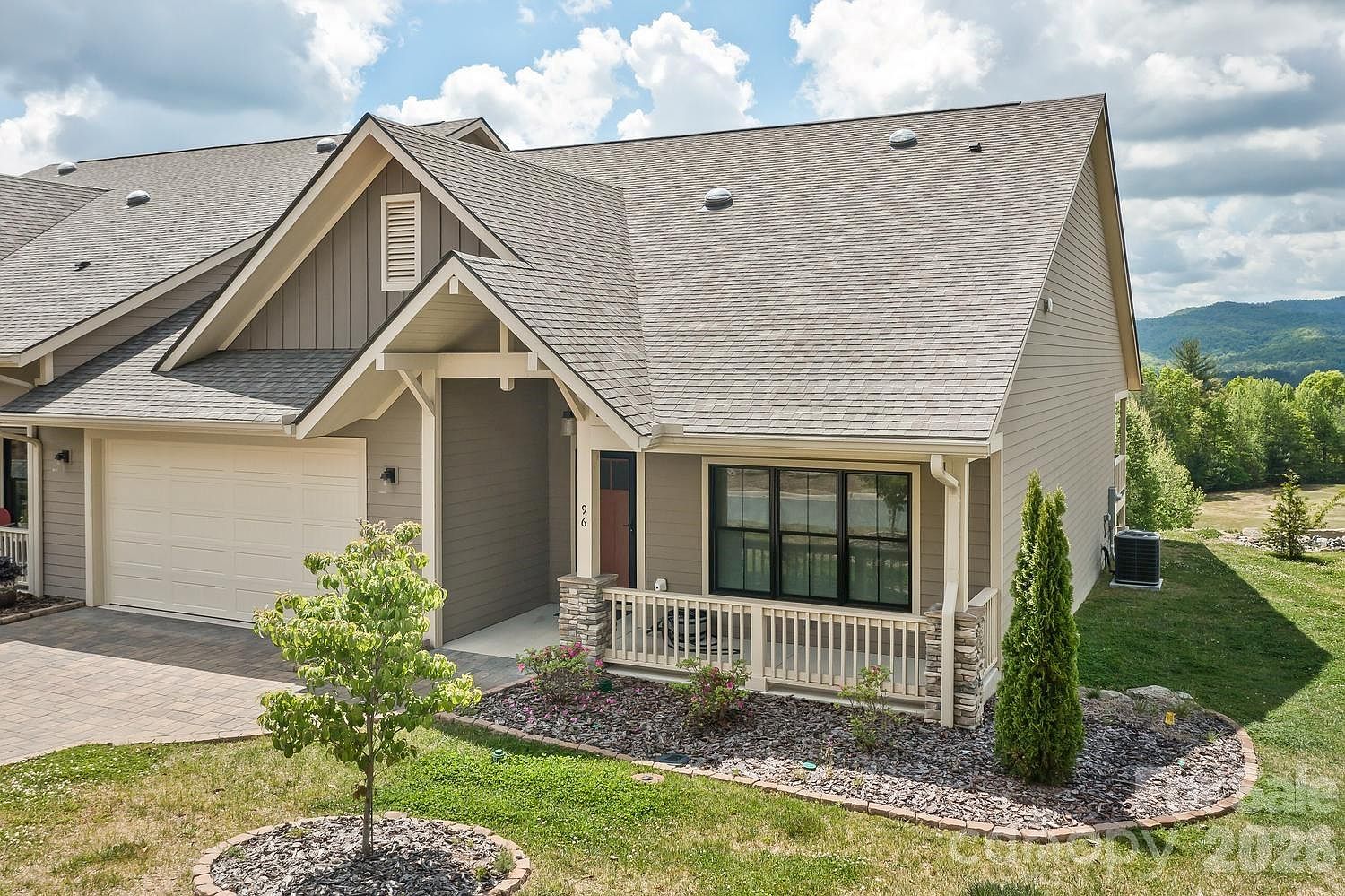 96 Copper Valley Ln