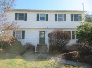21 Arlington Dr, Harriman, NY 10926