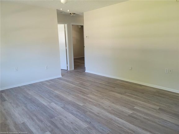 3rd image of 1531 Pinetop Ter
