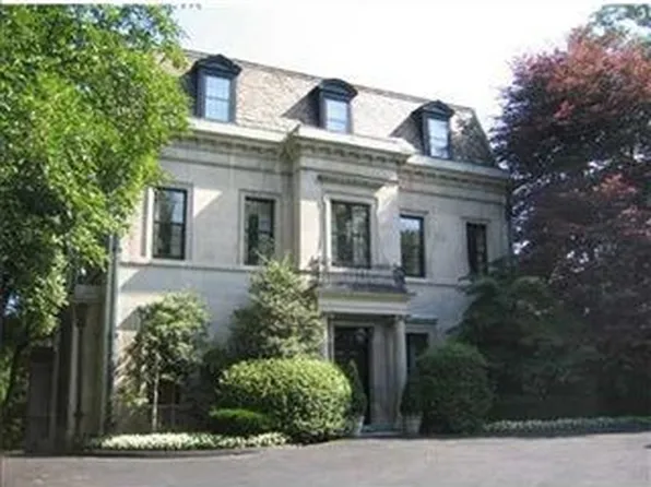 5045 5th Ave APT 202, Pittsburgh, PA 15232