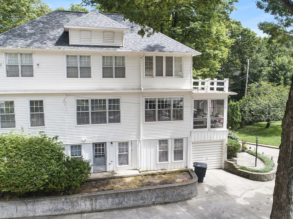 1st image of 2381 Belmont Way
